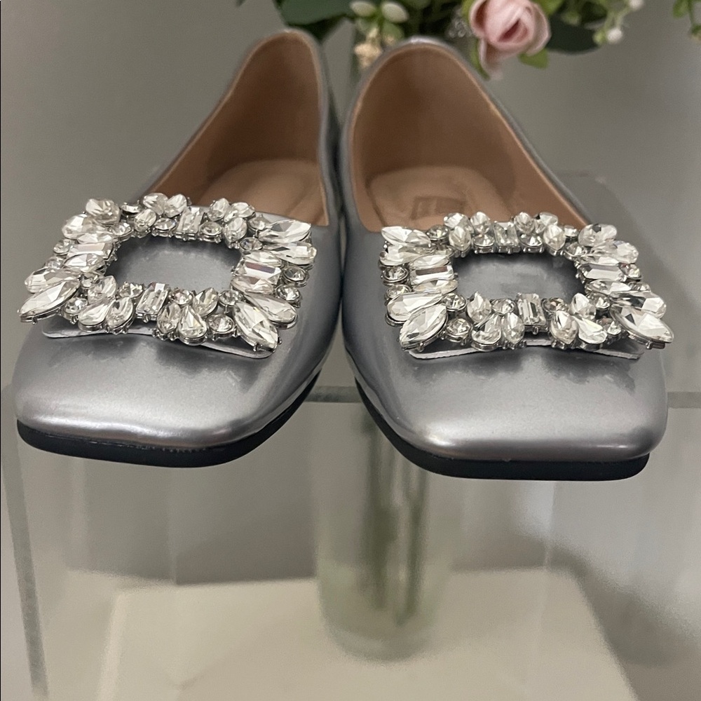 Silver and Rhinestone Flats - Picture 5 of 9